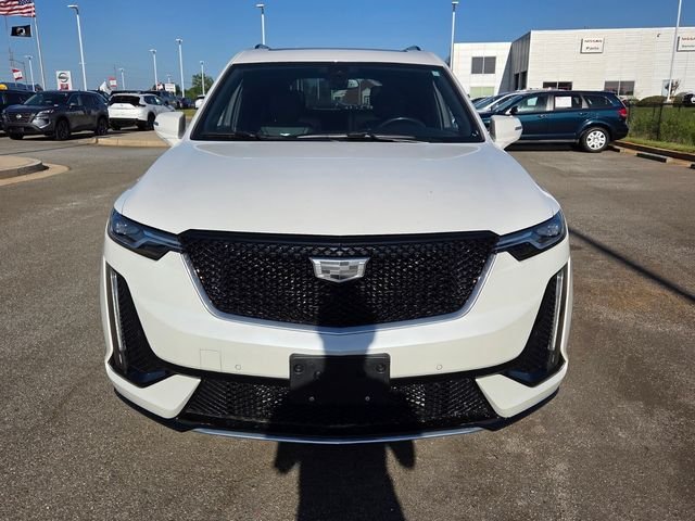 Used 2023 White Cadillac Sport image 2