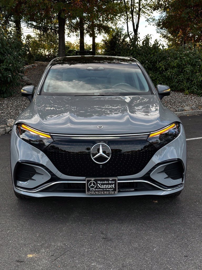 Certified Used 2023 Gray Mercedes-Benz 580 image 2