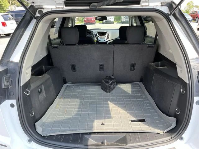 Used 2017 White GMC SLE-1 image 20