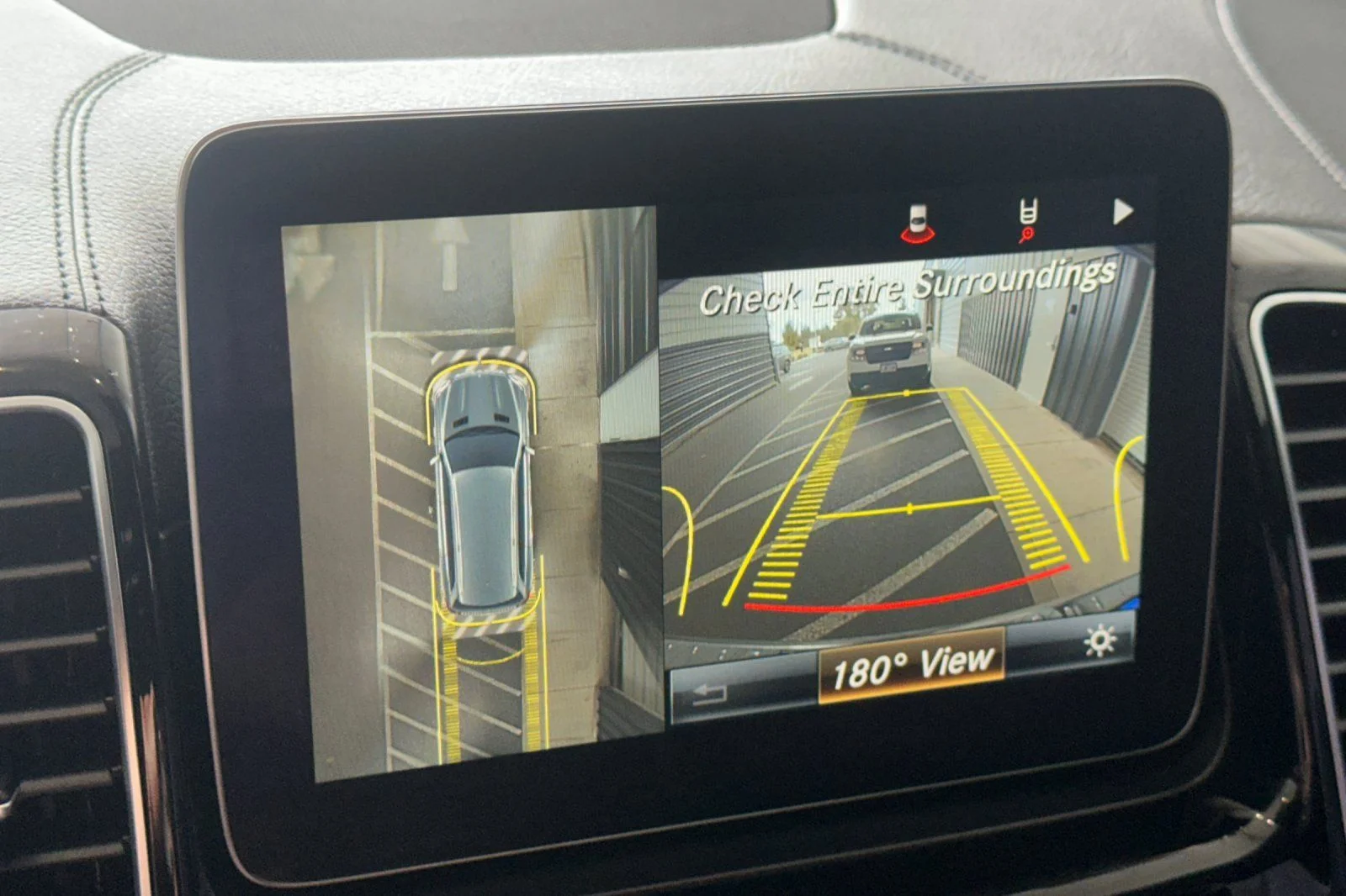 Used 2017  Mercedes-Benz GLS 450 image 23