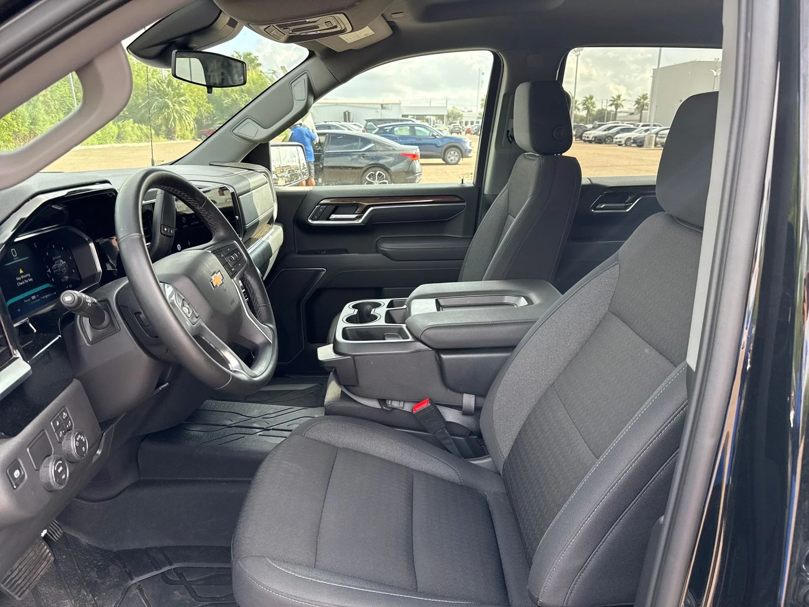 Used 2026 Black Chevrolet LT image 9