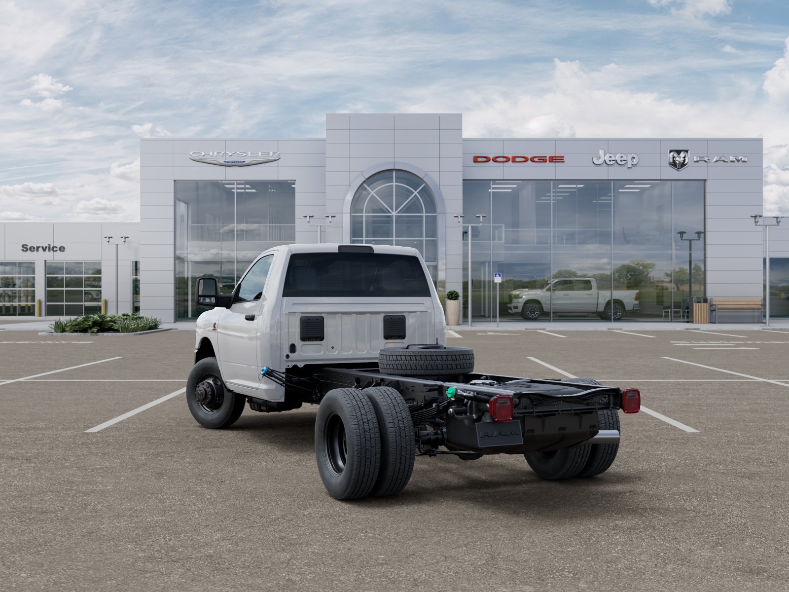 New 2026 Bright White Clearcoat RAM Tradesman image 25