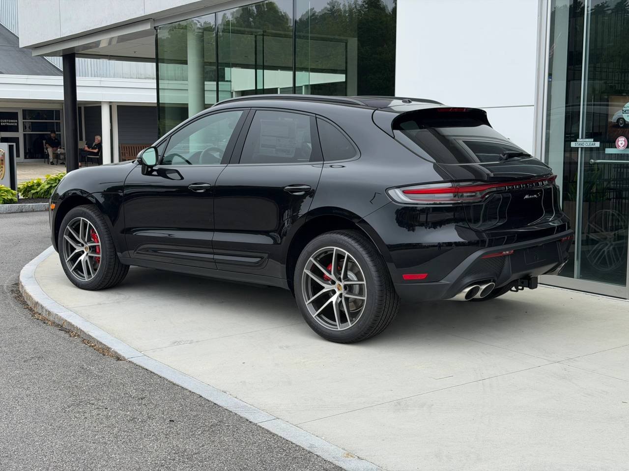 2026 Porsche Macan S - Photo 6