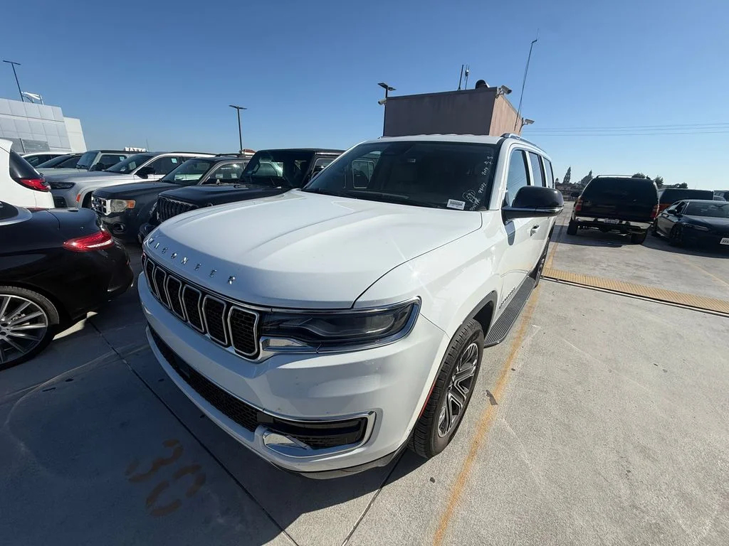 Used 2024 White Jeep Series II image 1