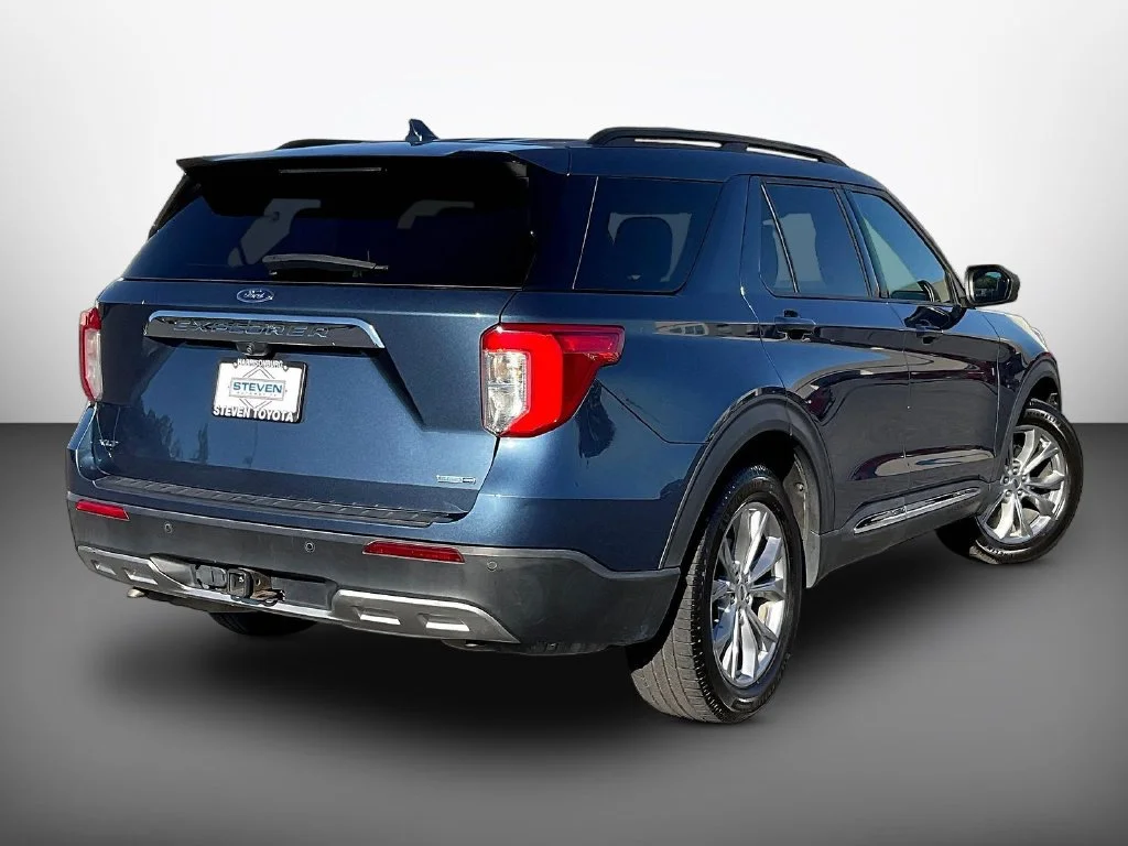Used 2020 Blue Ford XLT image 6