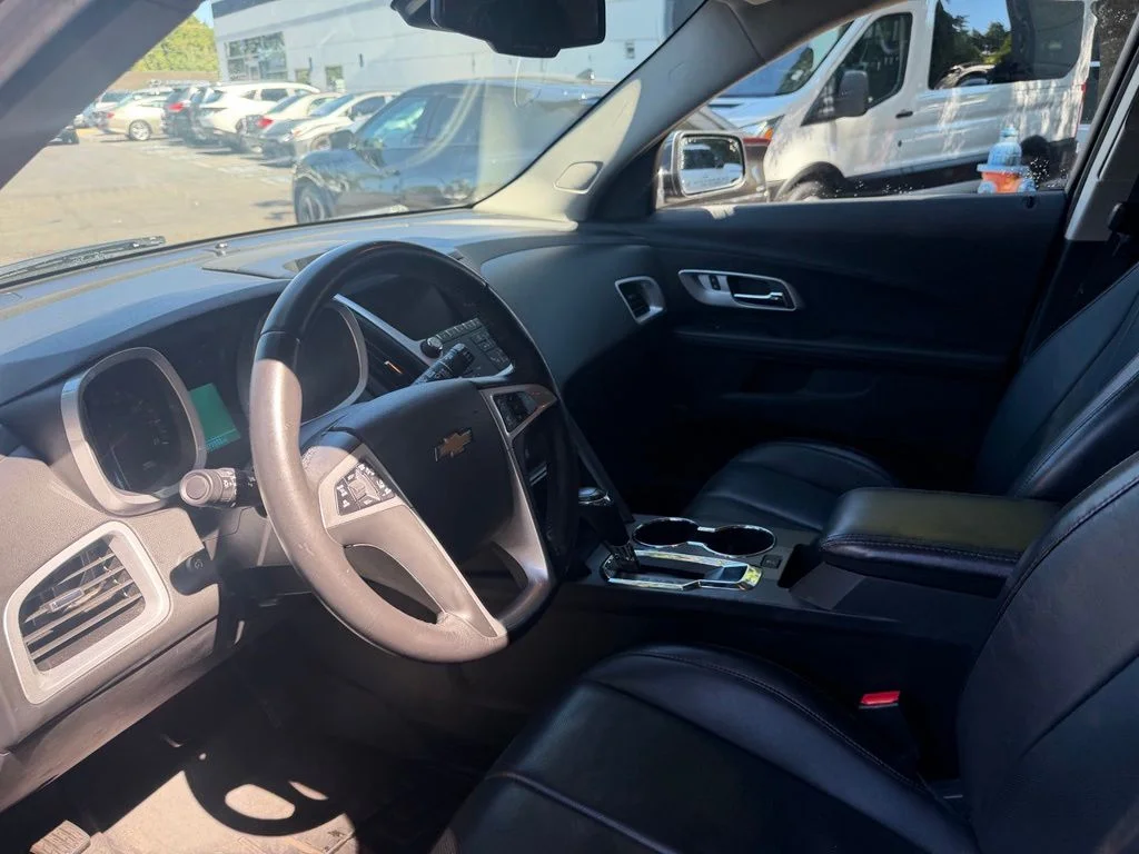 Used 2017 Nightfall Gray Metallic Chevrolet Premier image 12
