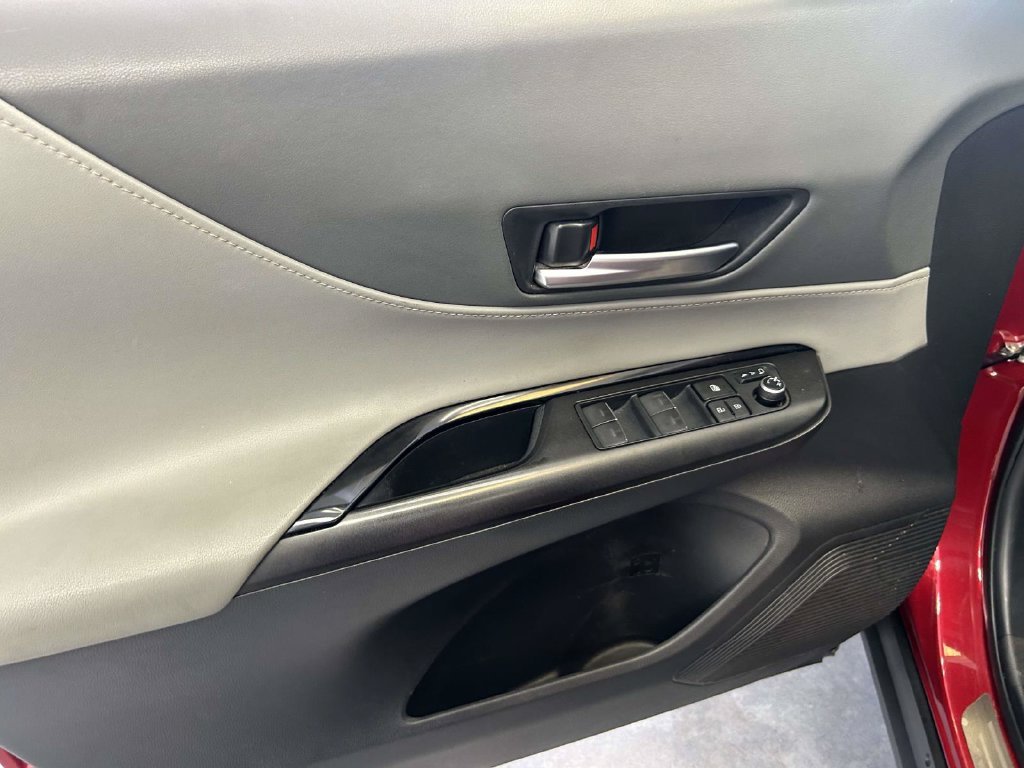 Used 2021 Red Toyota LE image 16