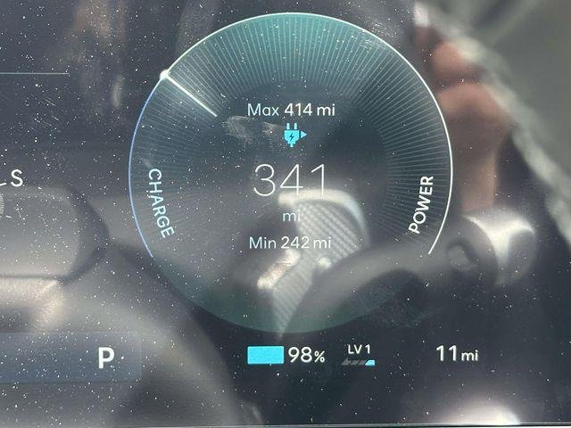 New 2026 Gray Hyundai SE image 25