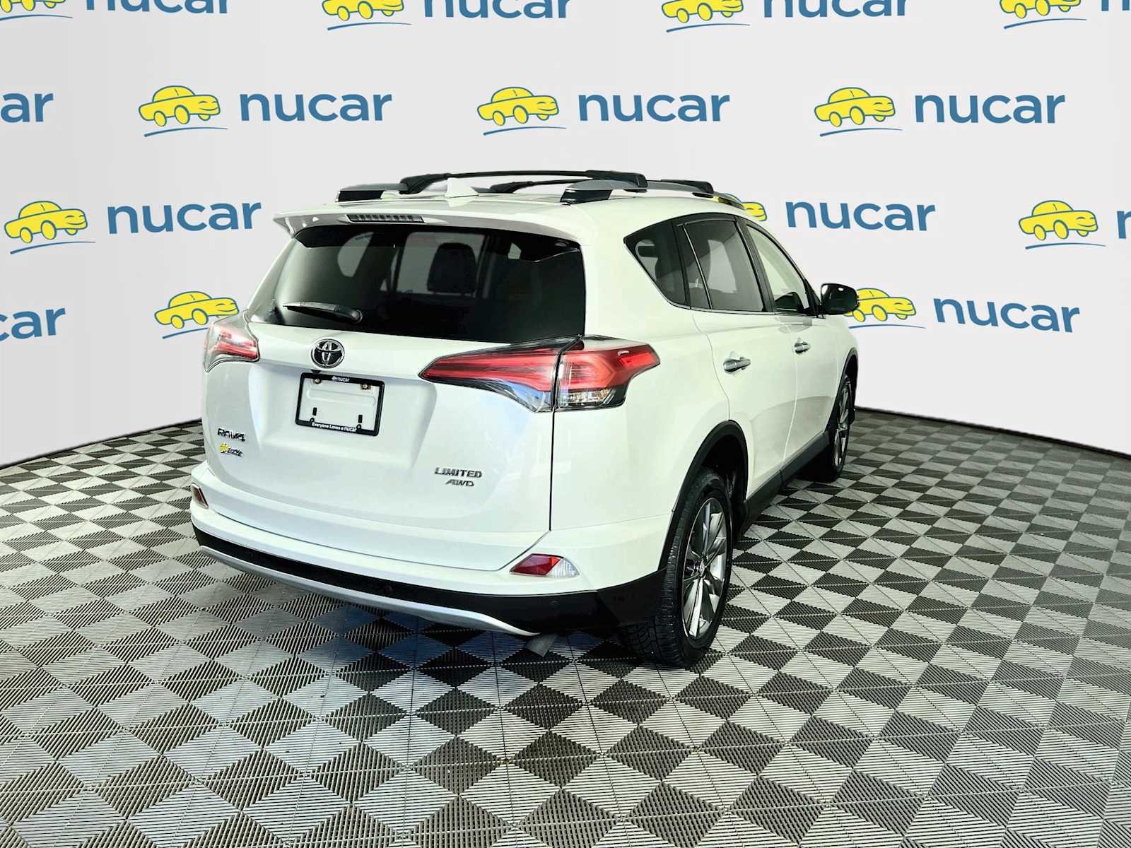 Used 2018 Blizzard Pearl Toyota Limited image 7
