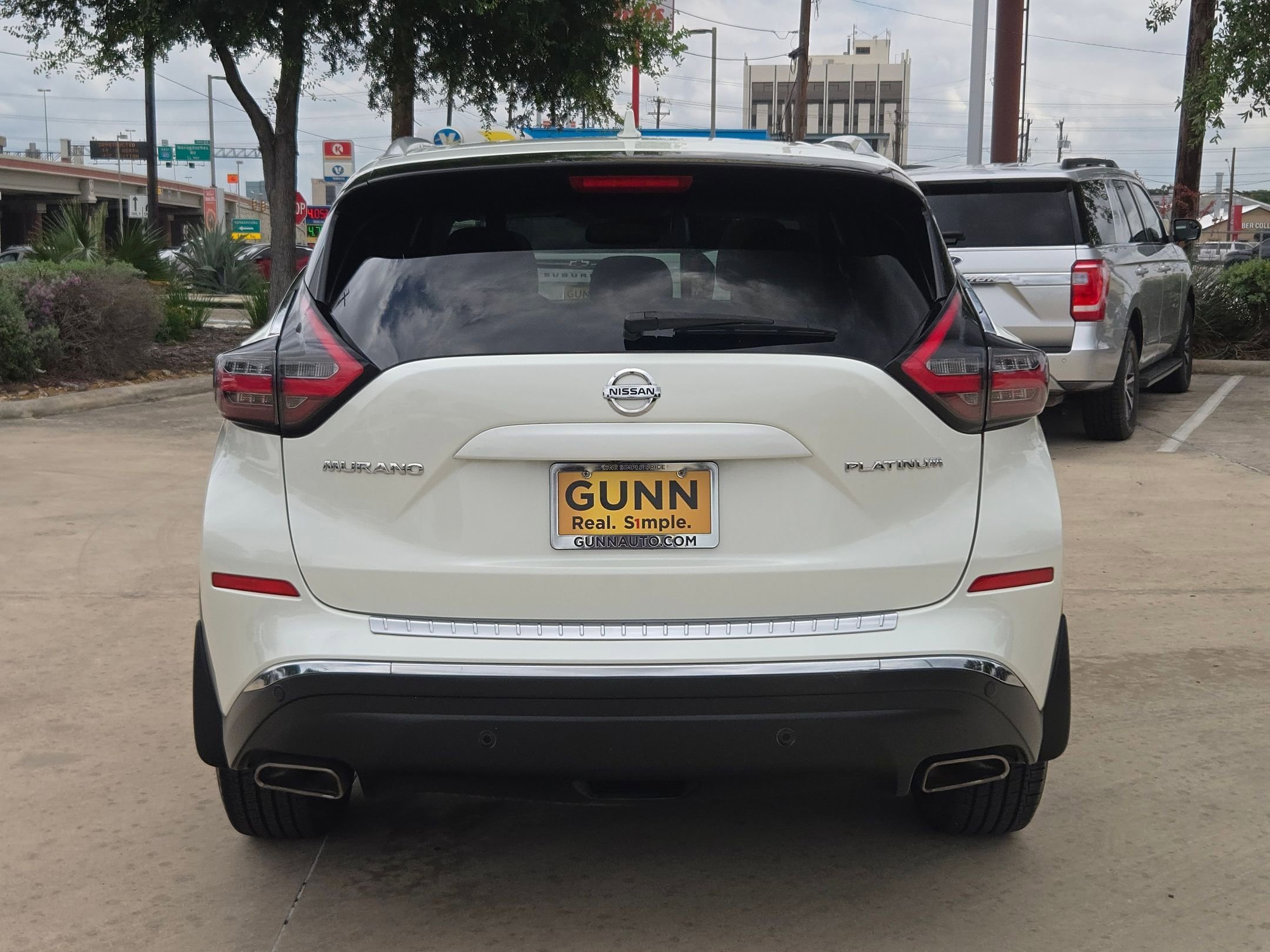 Used 2022 Pearl White Tricoat Nissan Platinum image 4