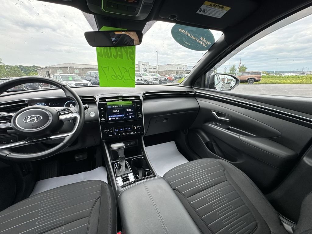 Certified Used 2022 Black Hyundai SEL Premium image 11