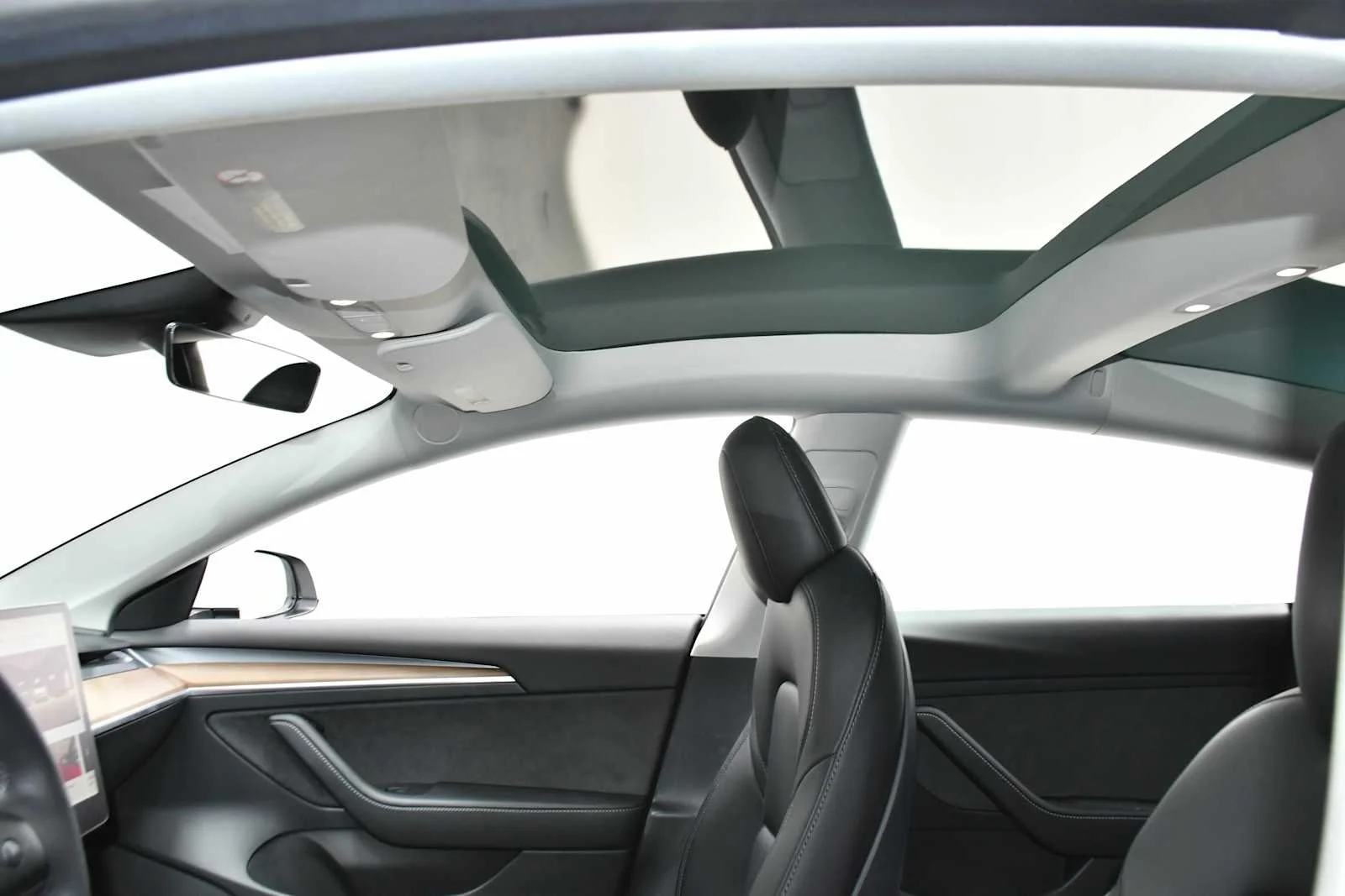 Used 2022 Pearl White Multi-Coat Tesla Long Range image 12