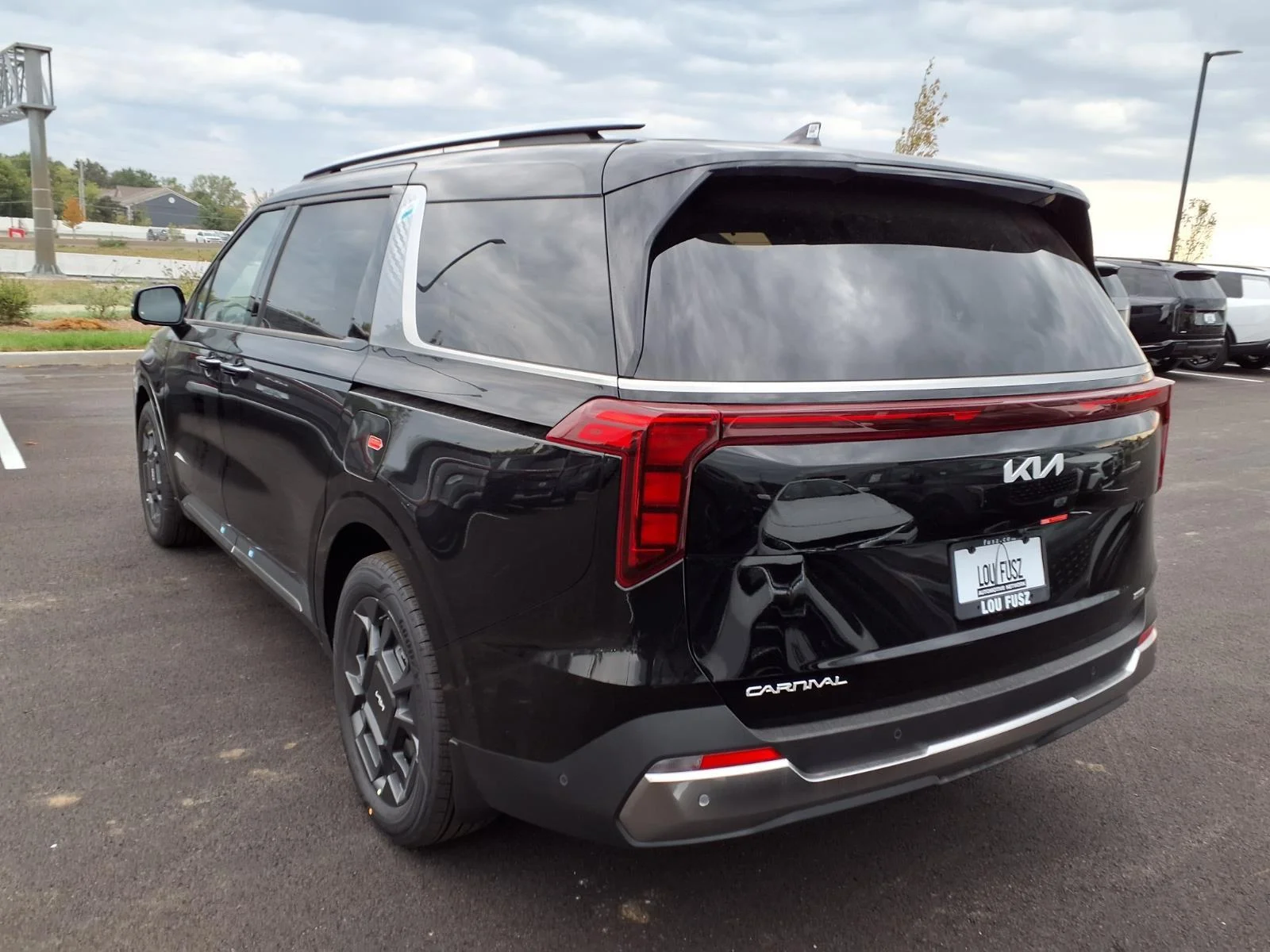 New 2027 Aurora Black Pearl Kia SX image 2