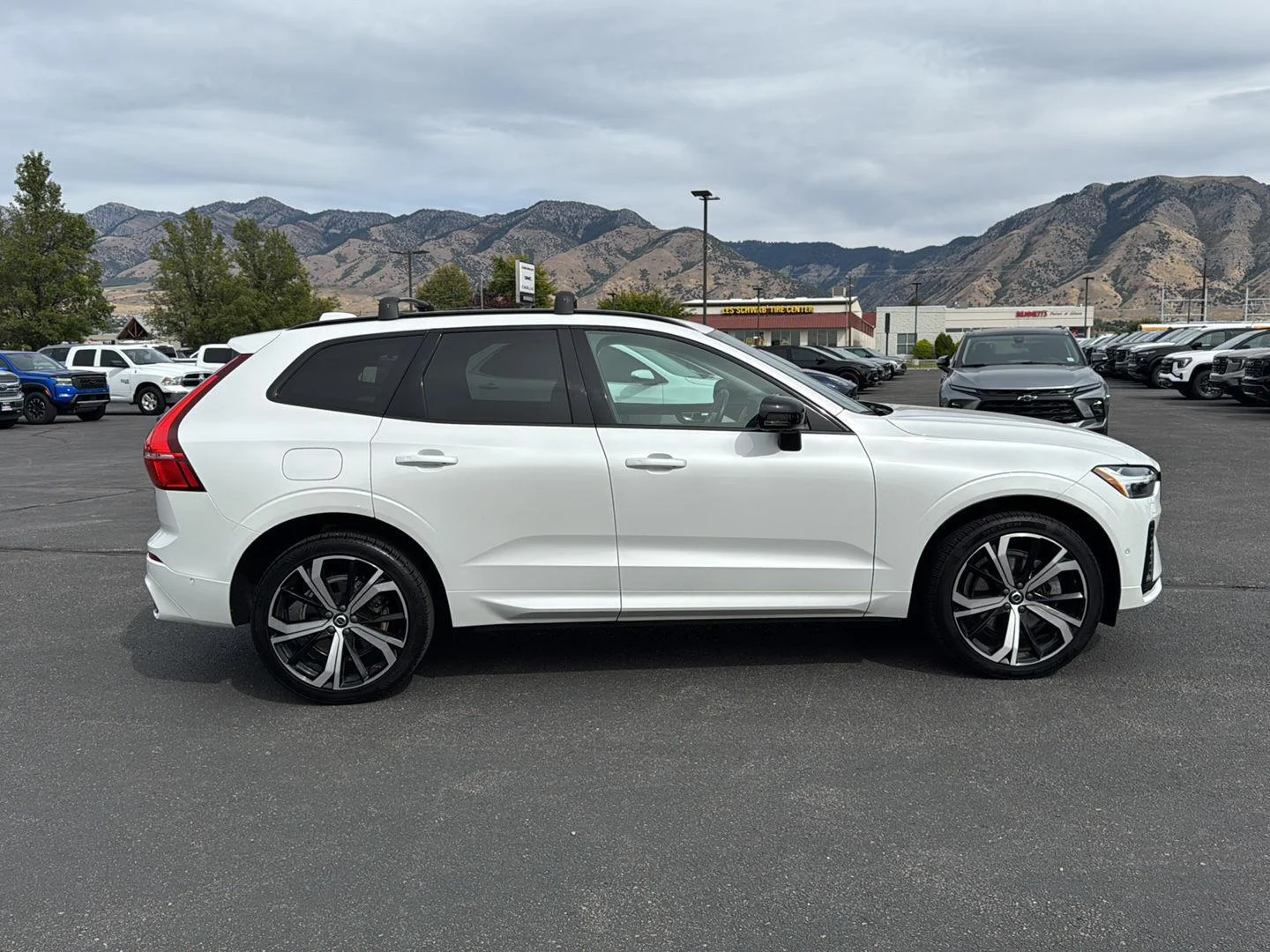 2023 Volvo XC60 Ultimate - Photo 13