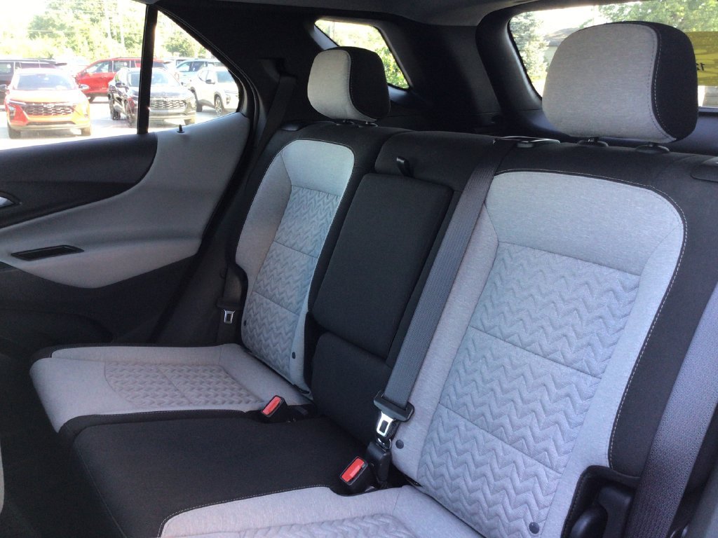 Used 2024 Radiant Red Tintcoat Chevrolet LT image 34