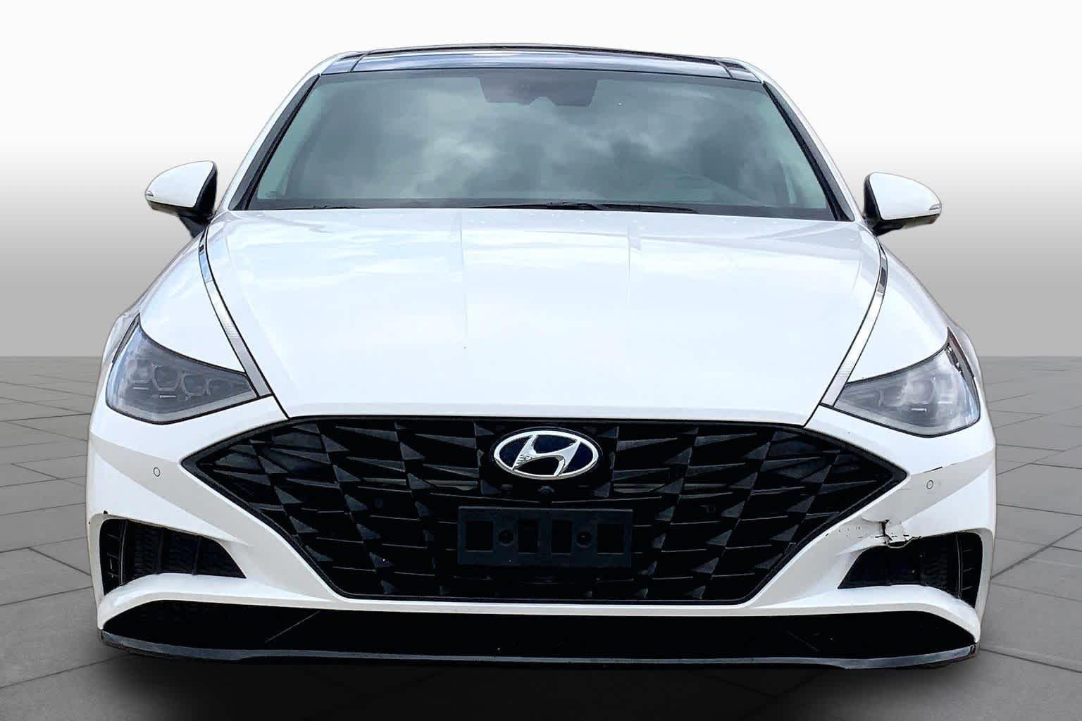 Pre-Owned 2022 Hyundai Sonata Limited
