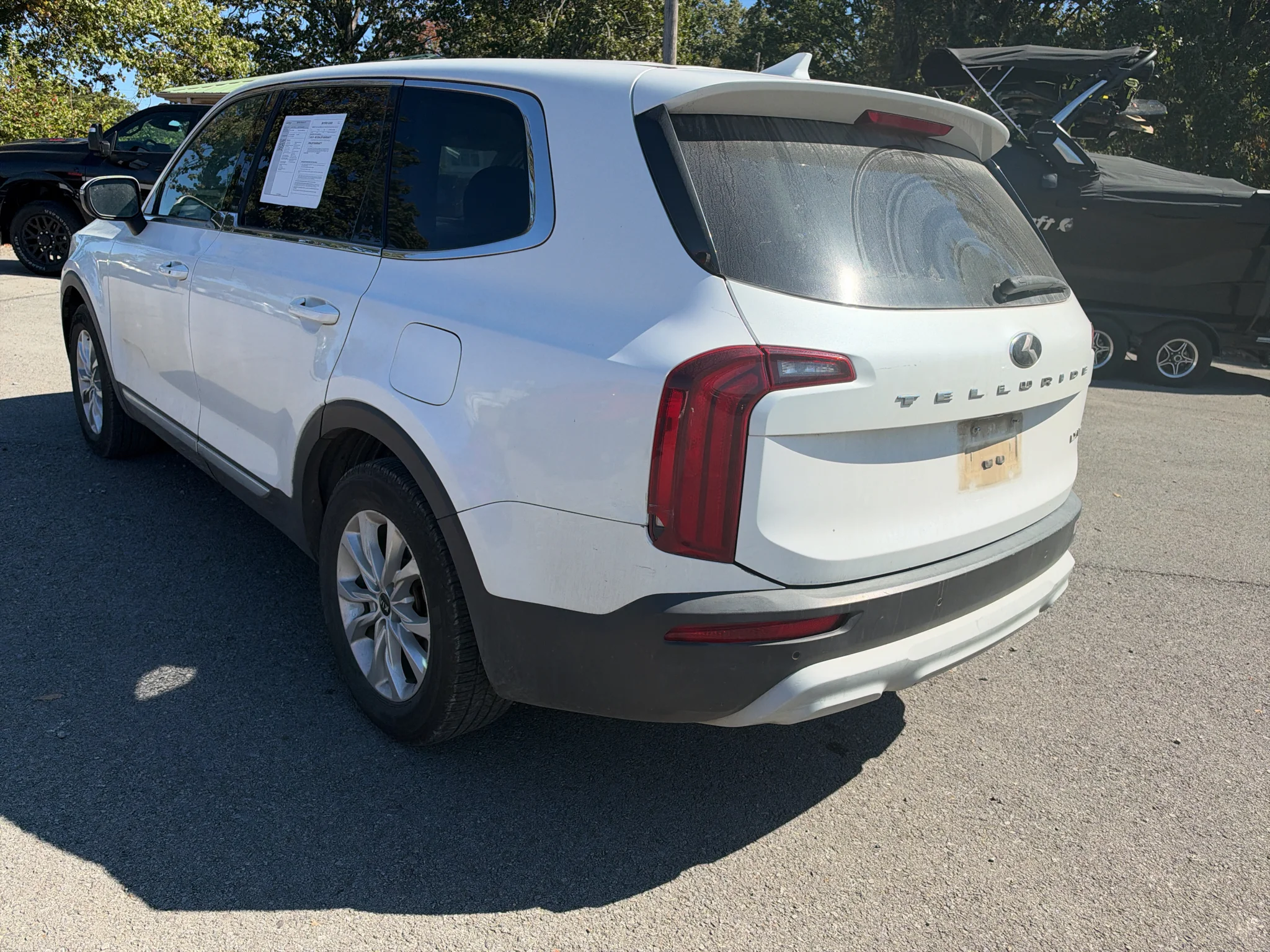 Used 2020 Snow White Pearl Kia LX image 4