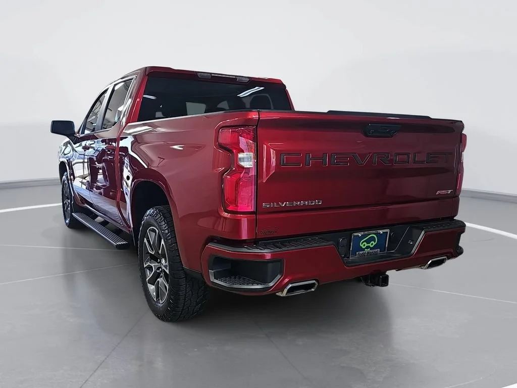 Used 2022 Cherry Red Tintcoat Chevrolet RST image 6