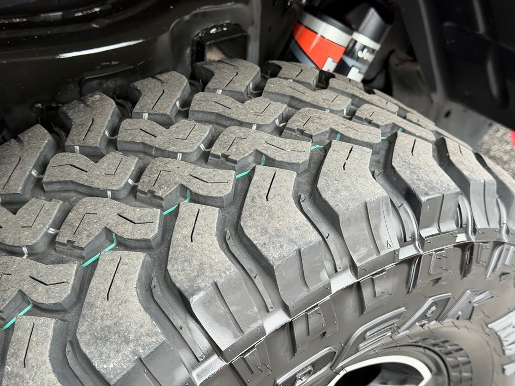 Used 2022 Red Jeep Mojave image 41
