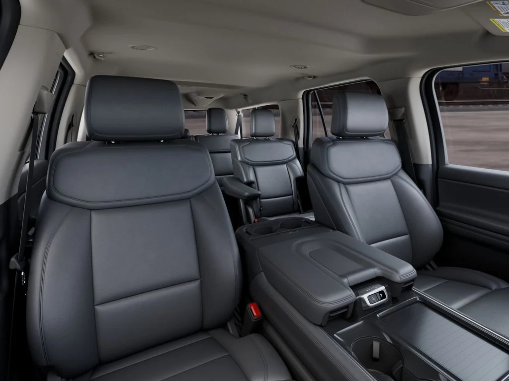 New 2027 Dark Matter Gray Metallic Ford Active image 9