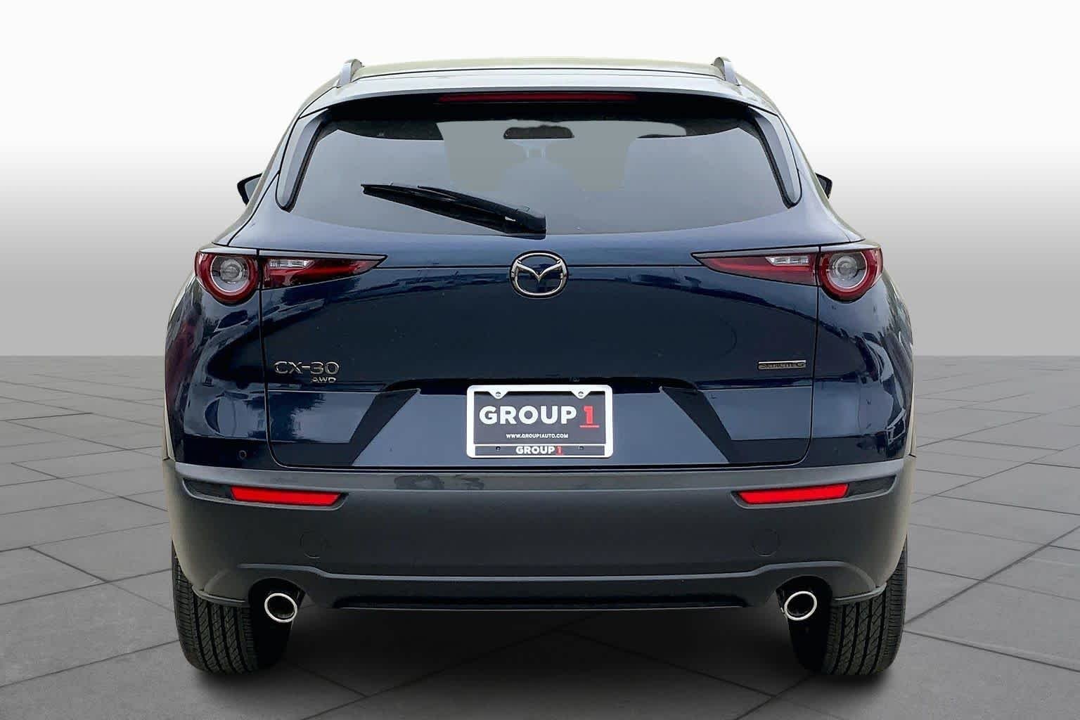 View vehicle photo 4