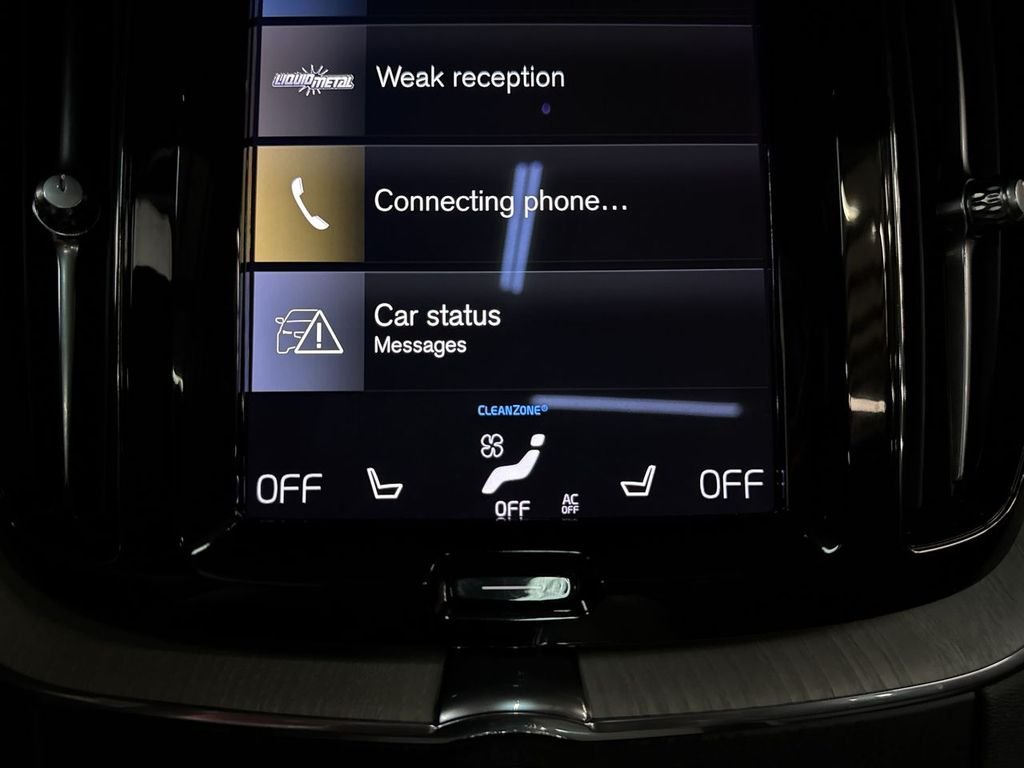 Used 2021 Fusion Red Metallic Volvo T5 Inscription image 19