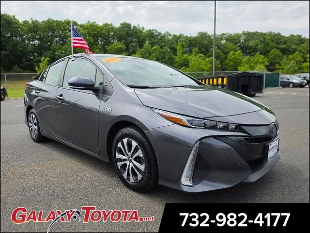 2021 Toyota Prius Prime LE's photo