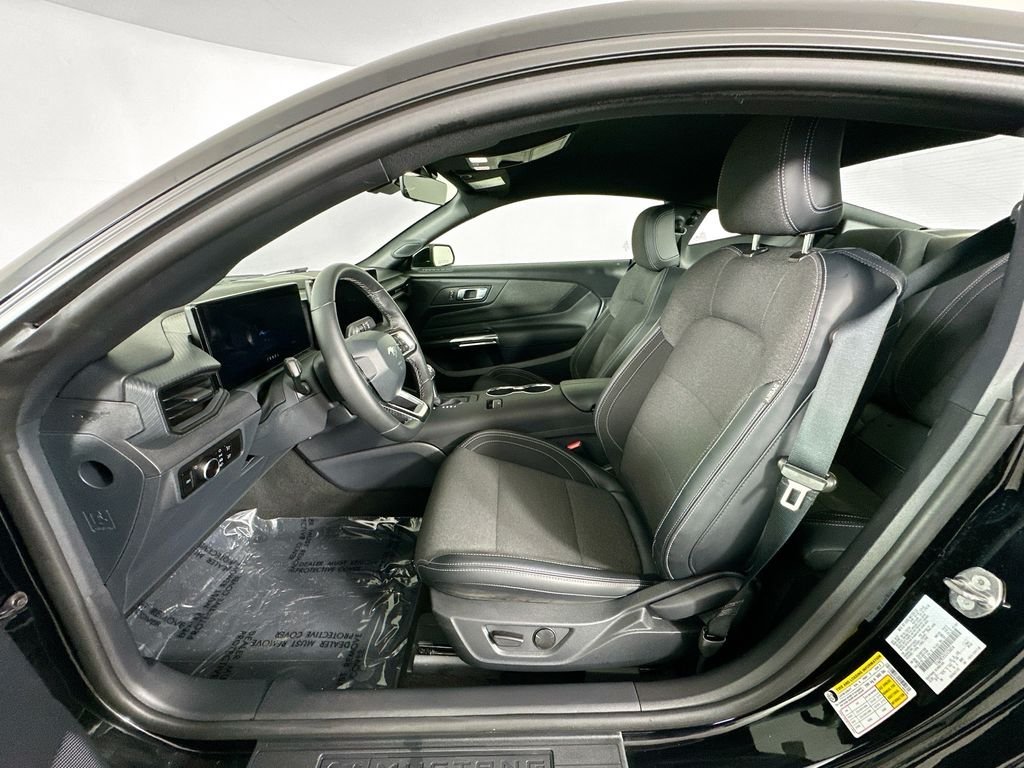 Used 2025 Black Ford EcoBoost image 19