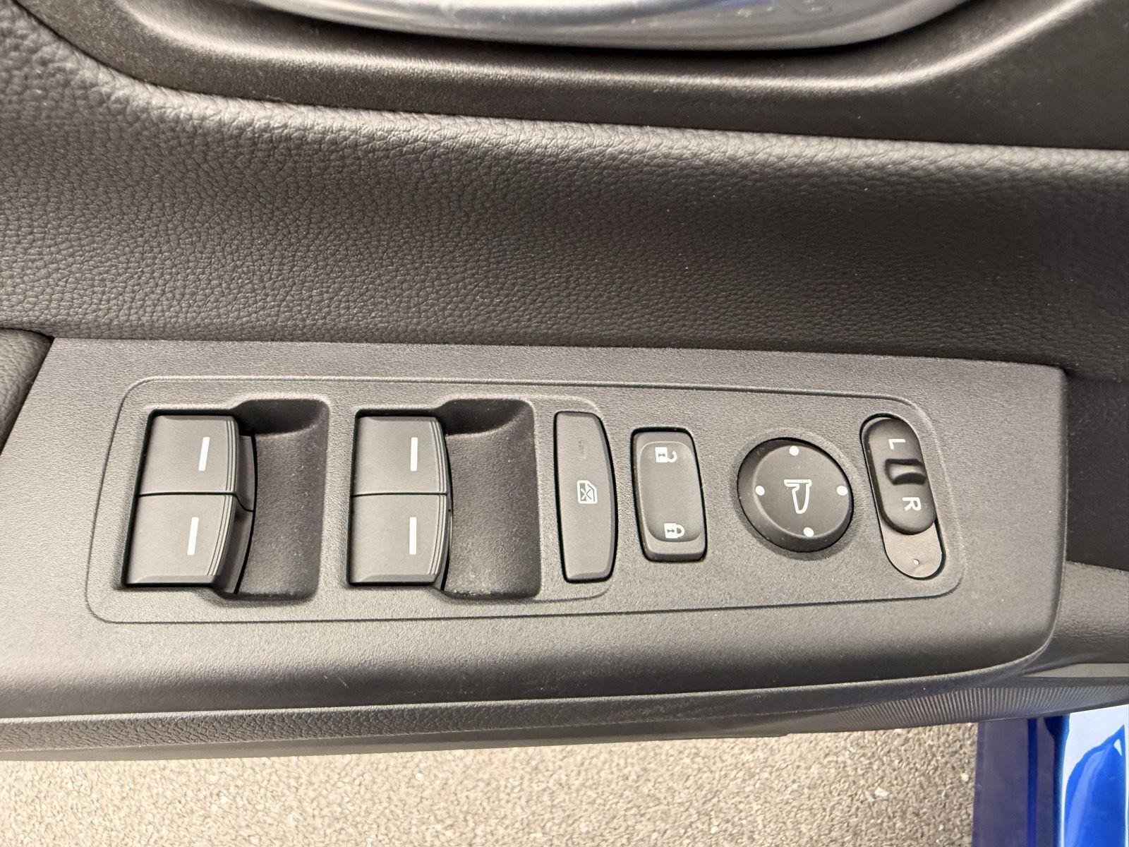 2025 Honda CR-V Sport-L - Photo 13
