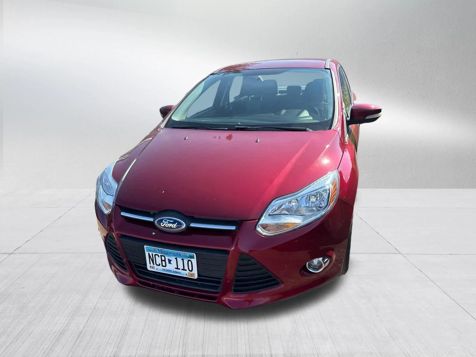 Used 2014 Ruby Red Tinted Clearcoat Ford SE image 4