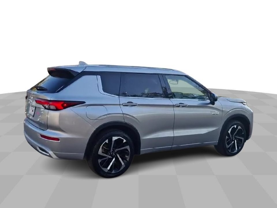 Used 2024 Mitsubishi Outlander Plug-In Hybrid SUV