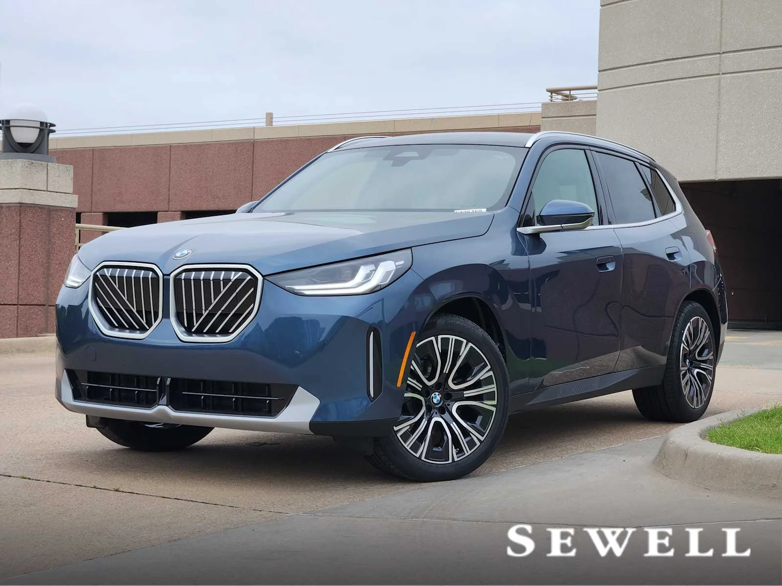 2026 BMW X3 30 XDRIVE's photo