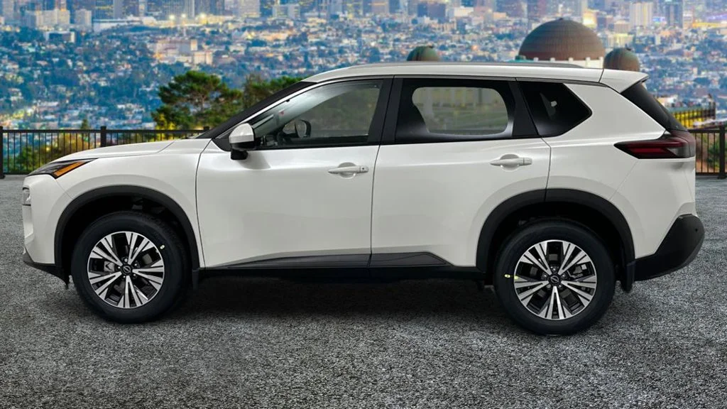 Used 2023 White Nissan SV image 8