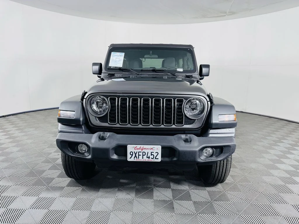 2026 Jeep Wrangler 4-Door Sport - Photo 3