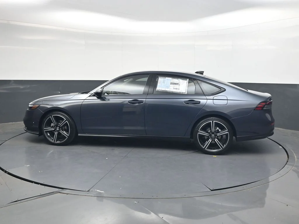 New 2026 Meteorite Gray Metallic Honda SE image 7
