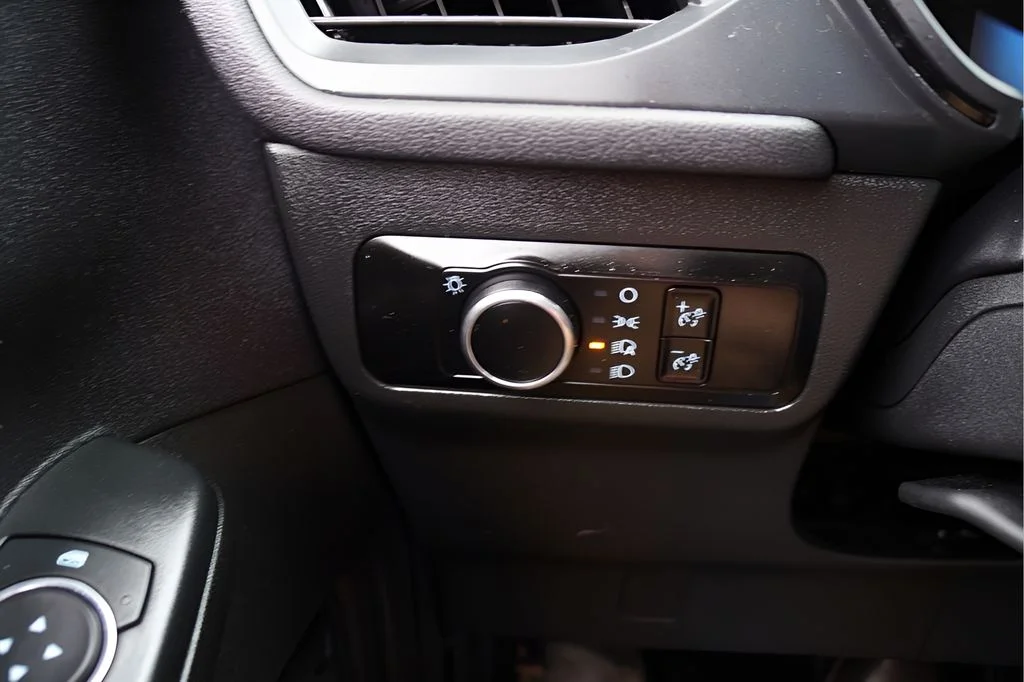 Used 2025 Gray Metallic Ford ST-Line image 23
