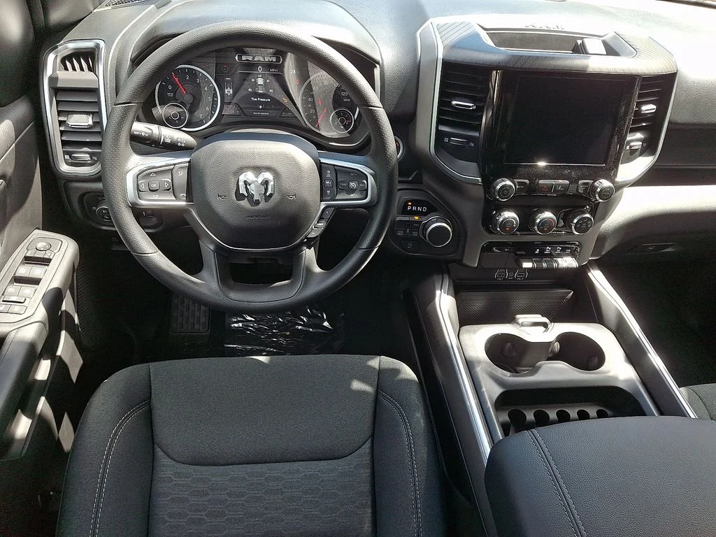 New 2026 Diamond Black Crystal Pearl-Coat Exterior Paint RAM Express image 7