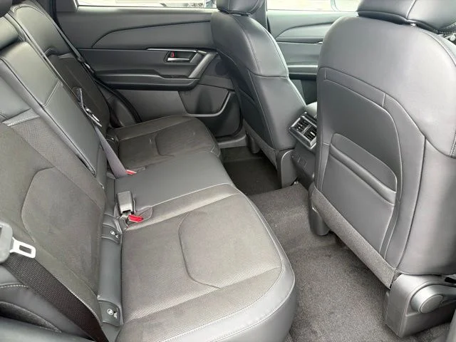 New 2026 Jet Black Mica Mazda 2.5 S Select AWD image 33