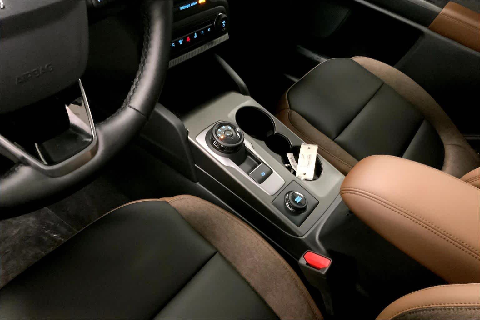 New 2026 Oxford White Ford Outer Banks® image 6