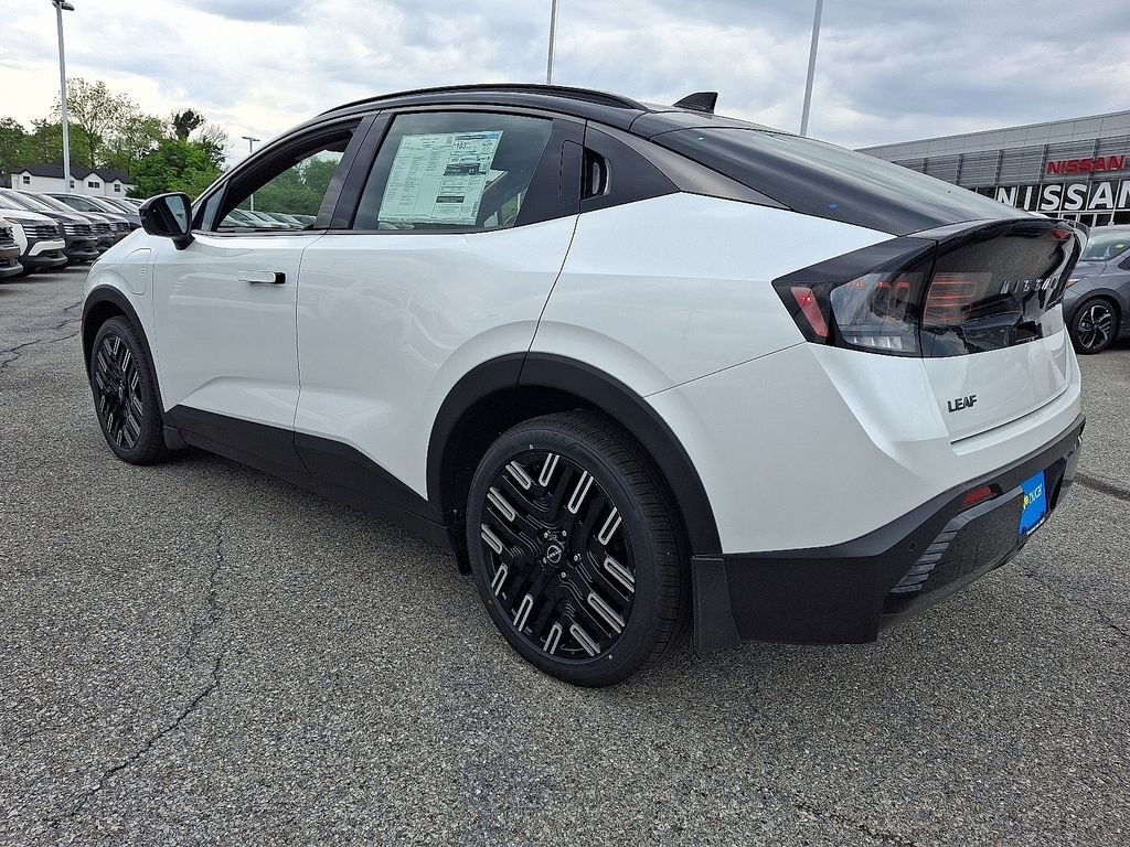 New 2026 White Nissan PLATINUM+ image 3