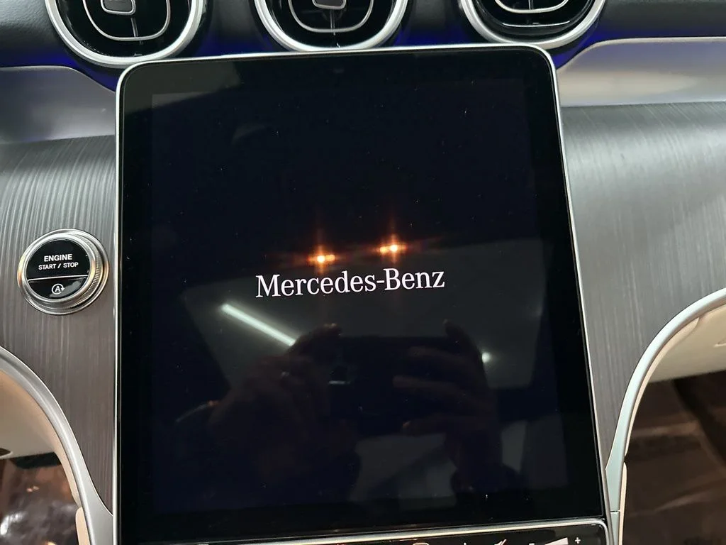 Used 2026 White Mercedes-Benz GLC 300 image 12