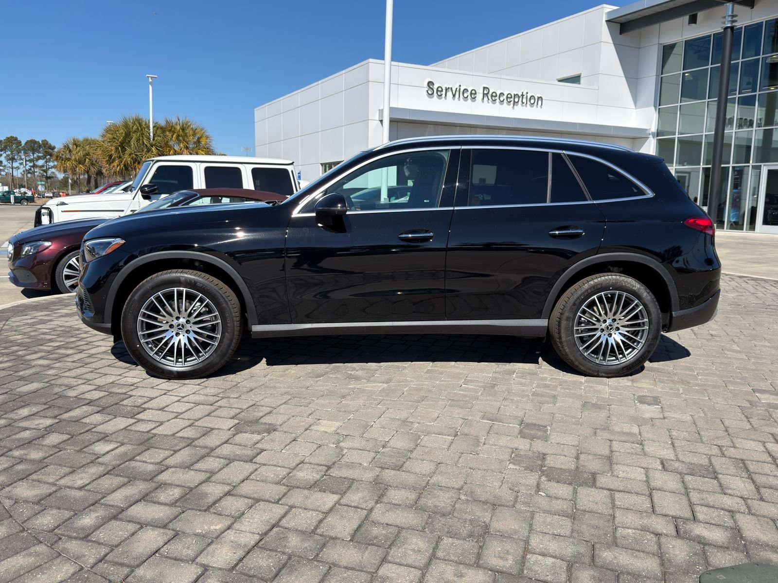 New 2026 Black Mercedes-Benz GLC 300 image 12