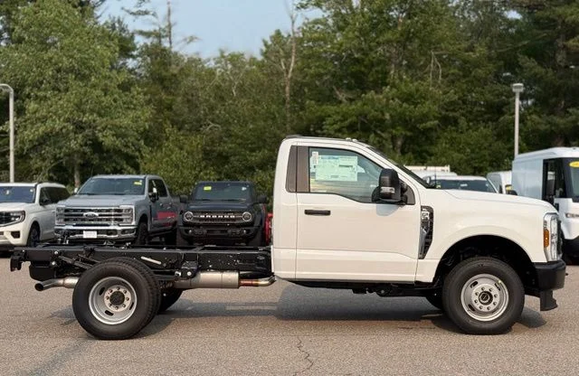 New 2026 White Ford XL image 3