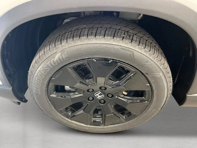 New 2026 Platinum White Pearl Honda Black Edition image 11