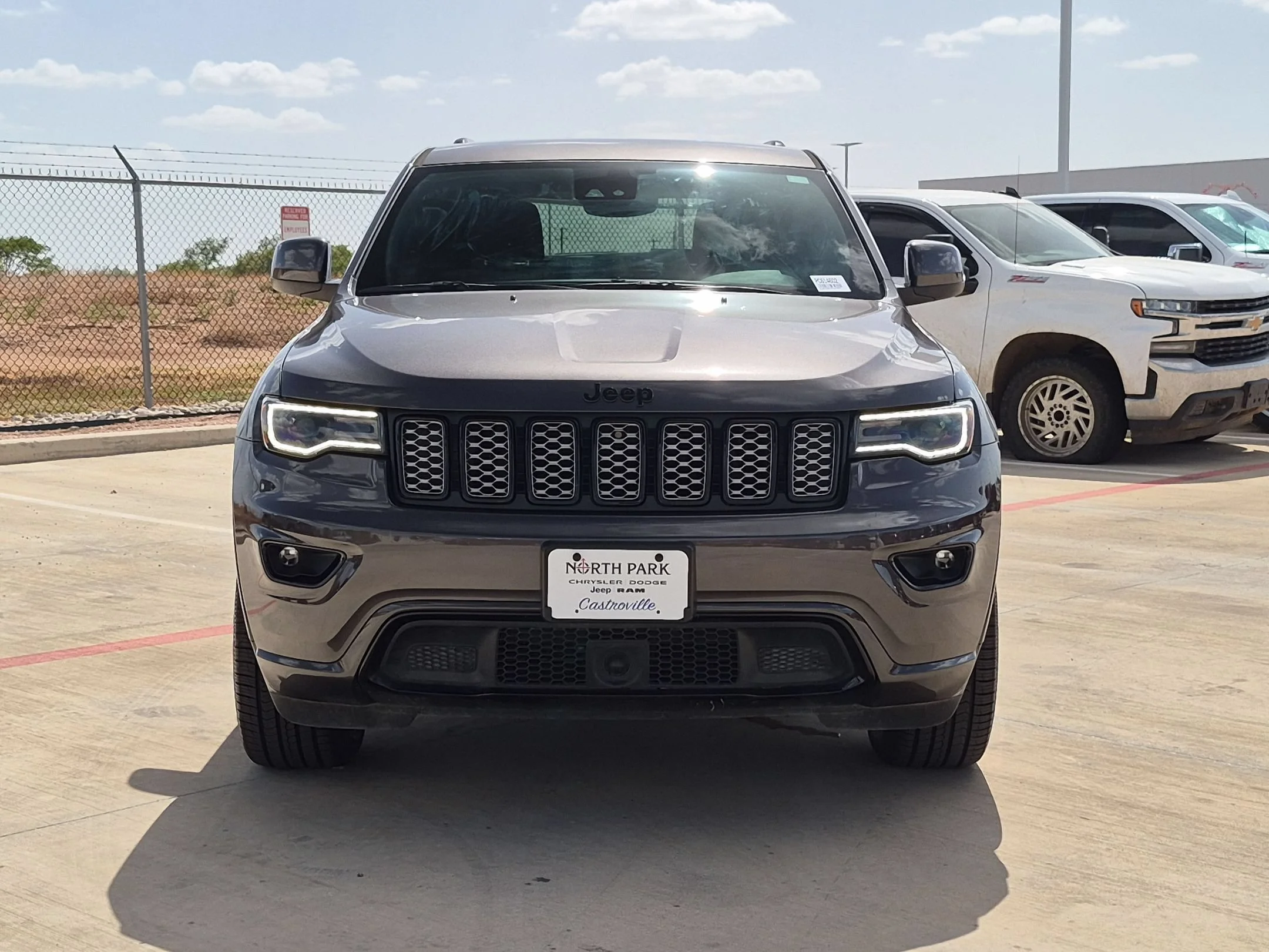 Used 2021 Gray Jeep Laredo X image 8