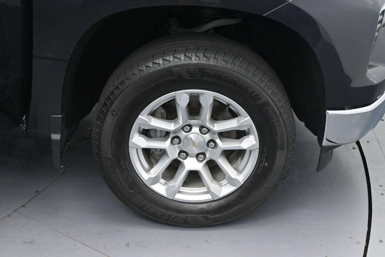 Used 2023 DARK ASH METALLIC Chevrolet LT image 33