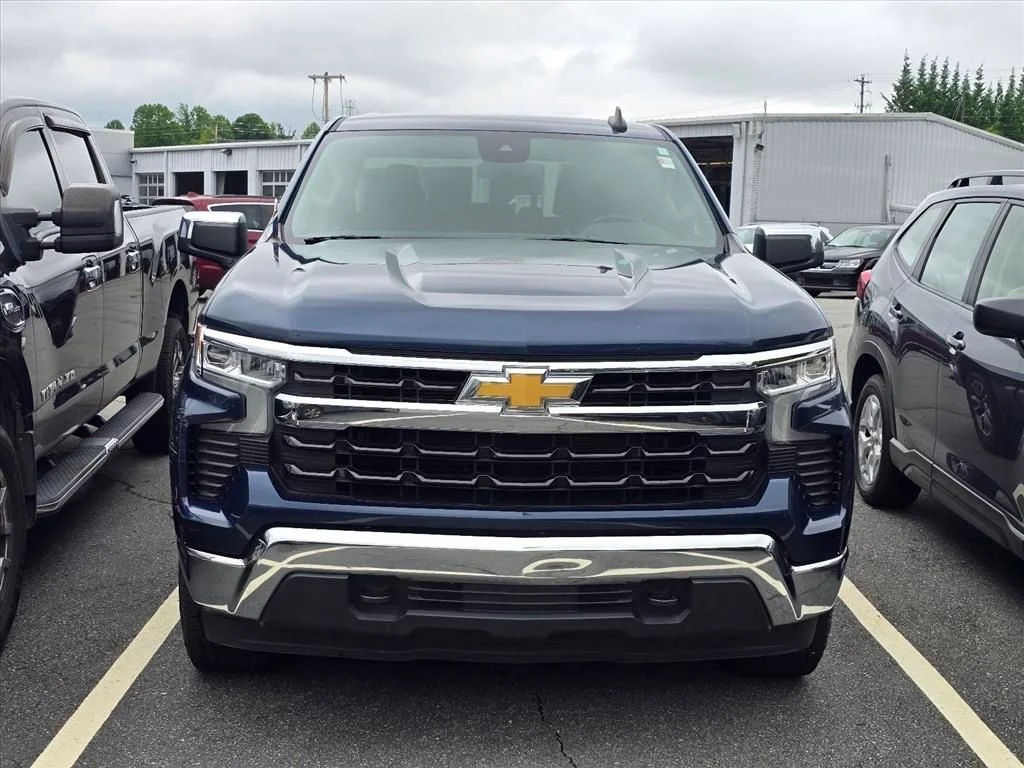 Used 2022 Blue Chevrolet LT image 8