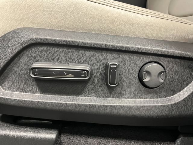 New 2026 Obsidian Blue Pearl Honda RTL image 13