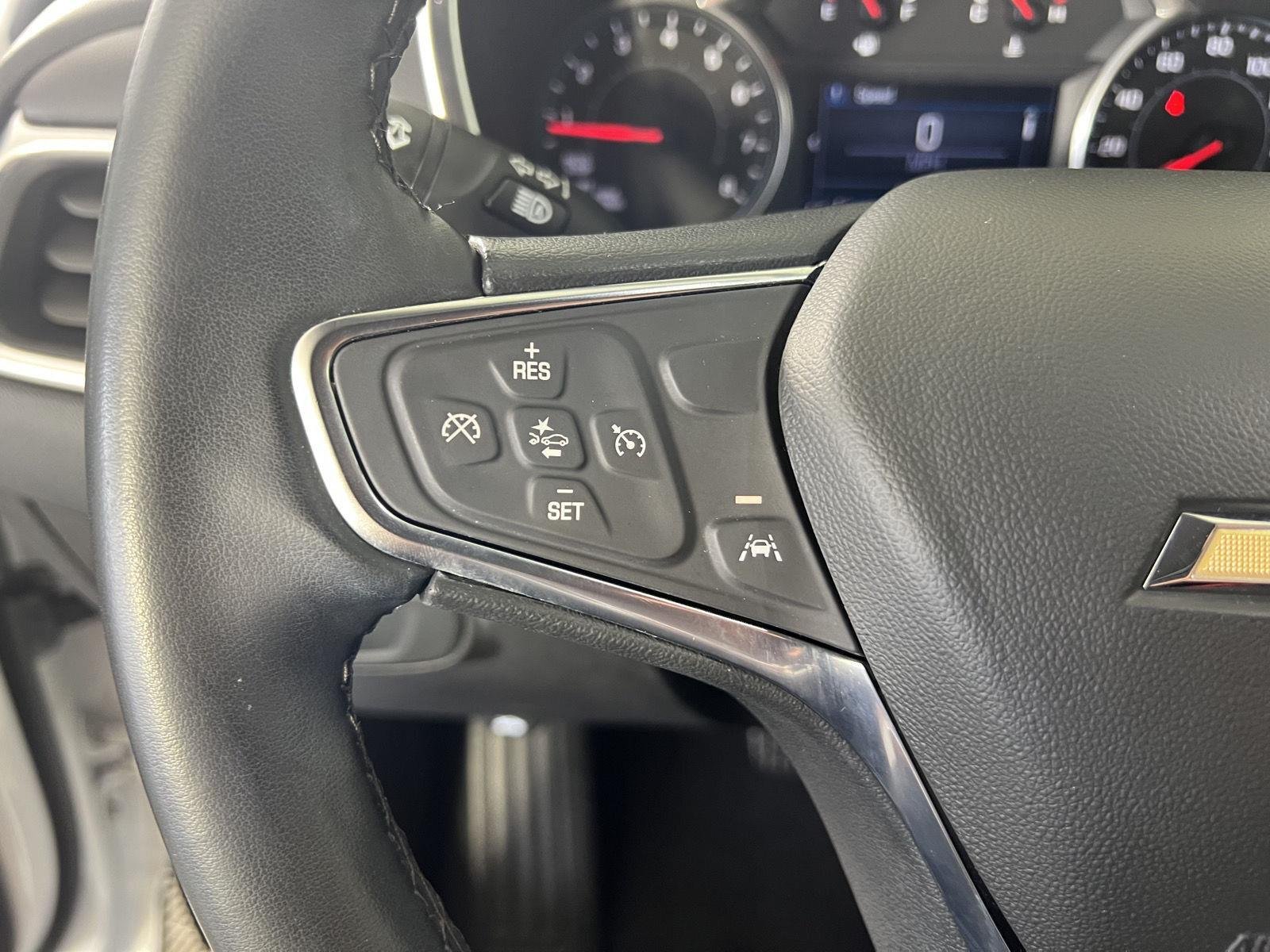 Used 2024 Summit White Chevrolet LT image 9
