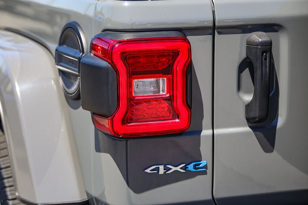 2023 Jeep Wrangler 4xe Sahara 4XE - Photo 8